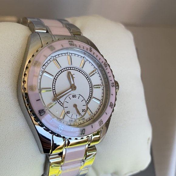 NEW GUESS Collection Sport Class Lady Pink Watch - Picture 9 of 10